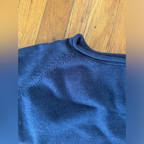 Crawdad Blue oversized sweater - Picture 2 of 3